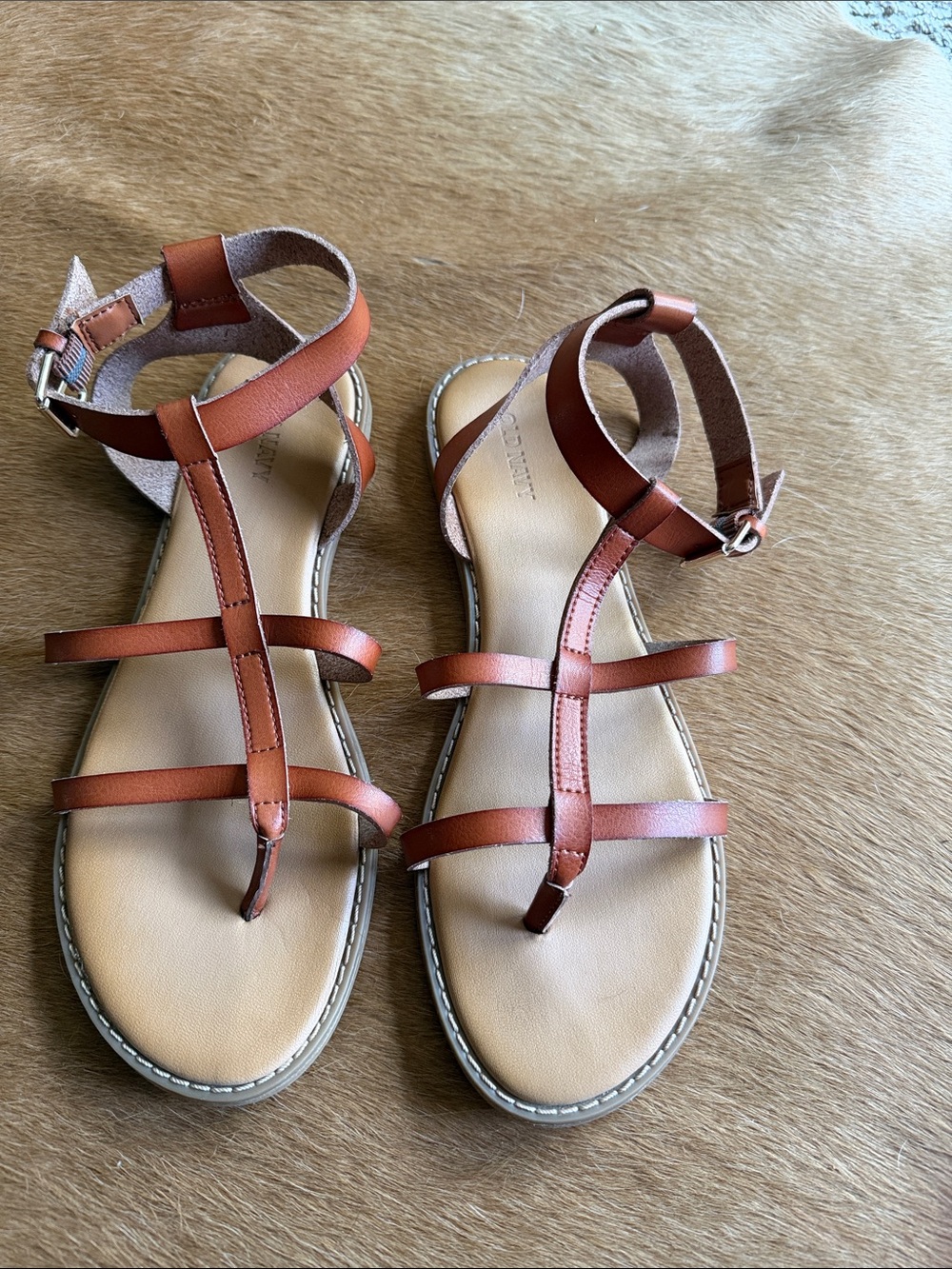 Old Navy Tan Brown Strappy T‑Bar Sandals